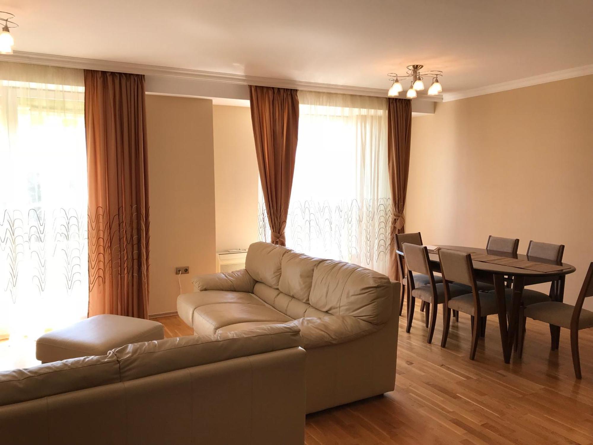 Apartcomplex Splendid Saints Constantine and Helena Exterior photo