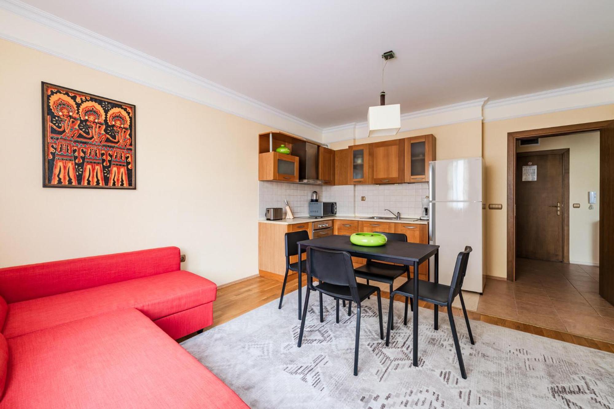 Apartcomplex Splendid Saints Constantine and Helena Exterior photo